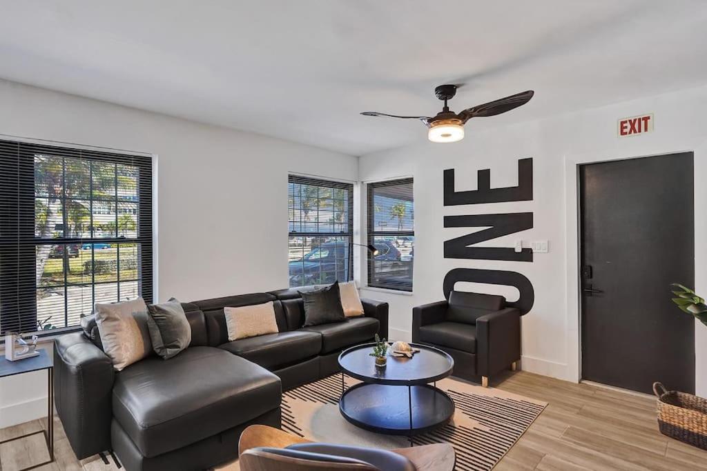 Hollywood Apartments Host By Beenomad Luaran gambar