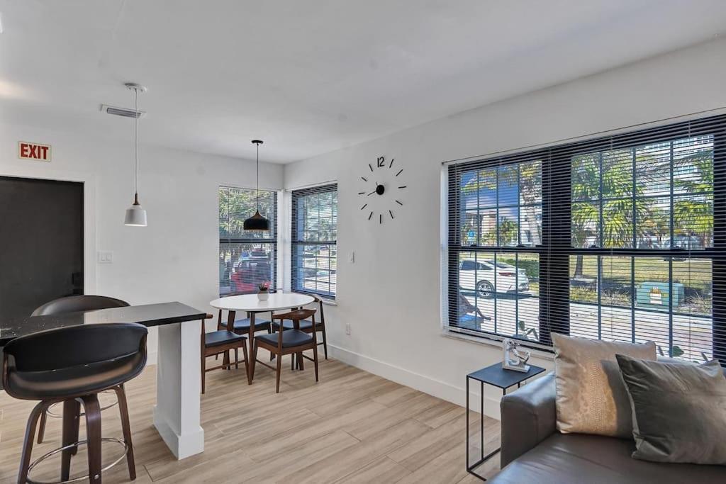 Hollywood Apartments Host By Beenomad Luaran gambar