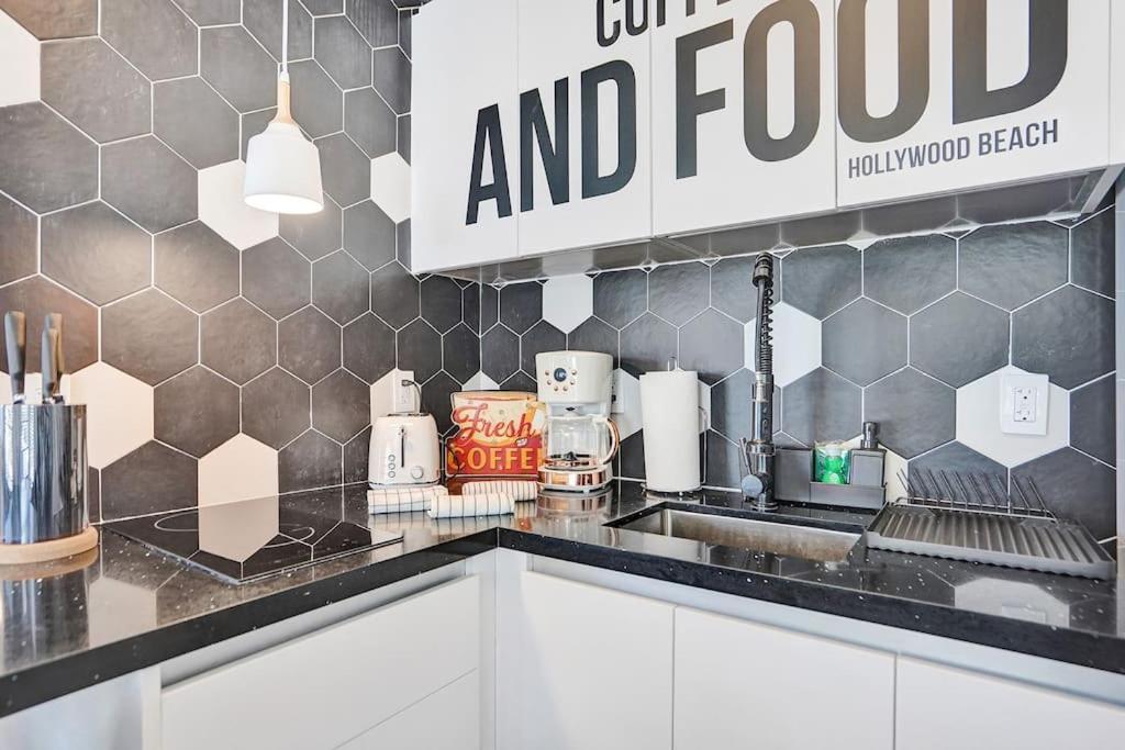 Hollywood Apartments Host By Beenomad Luaran gambar